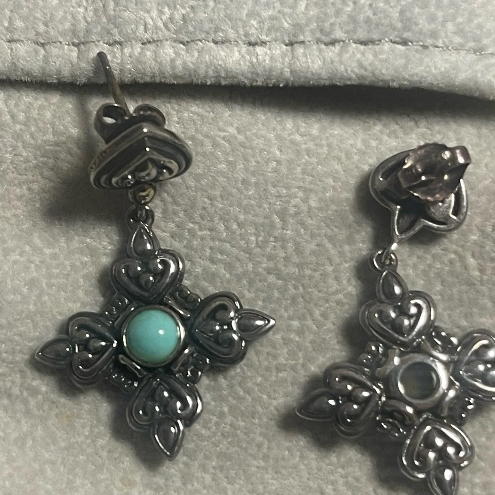 Angela by John Hardy: Silver, Gold and Turquoise Heart Earrings - Picture 2 of 3